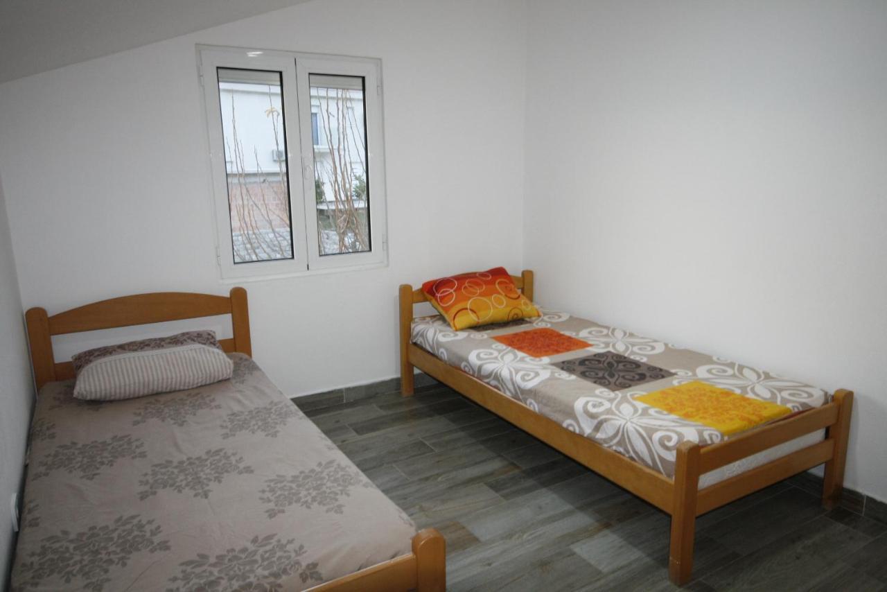 Apartmani Srdanovic Tivat Exterior photo