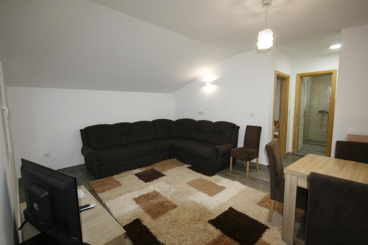 Apartmani Srdanovic Tivat Exterior photo